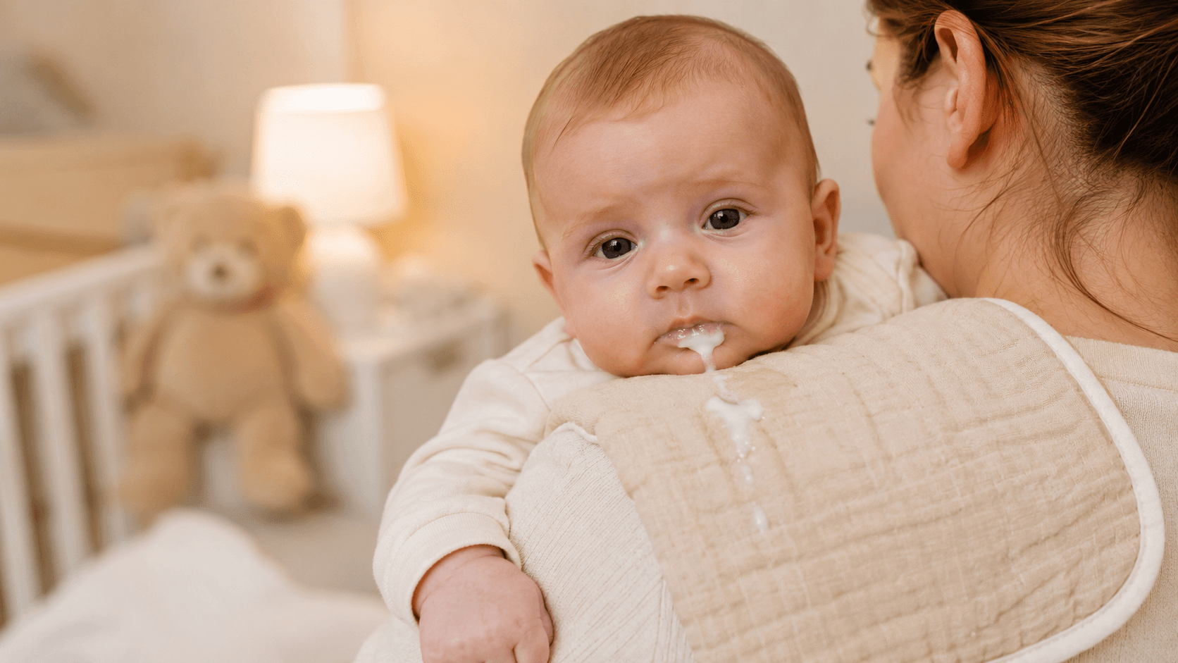 Refluxo em Bebês: Diferença entre Fisiológico e DRGE no Consultório